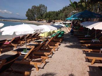 Plataria Beach Hotel Сивота Экстерьер фото